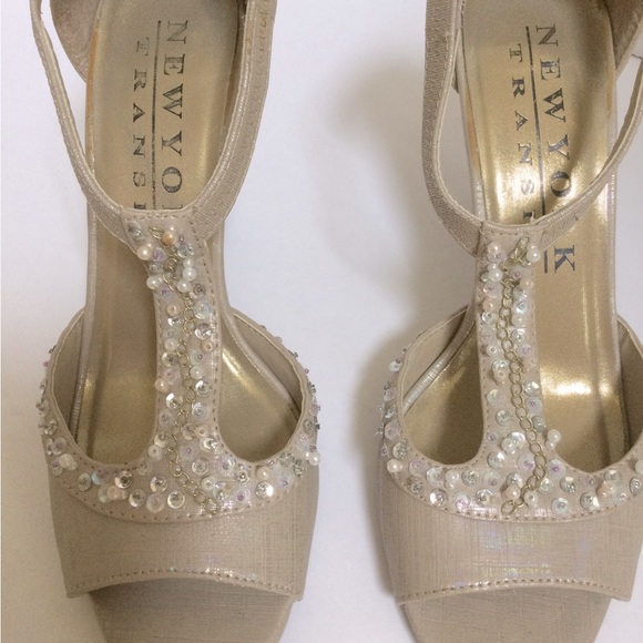 New York Transit womens 8M open peep toe T strap pearls and sequins pumps shoes - Picture 2 of 7